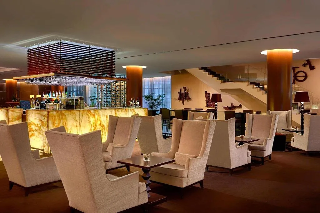 Lobby, Sheraton Lisboa Hotel & Spa, Lisbon