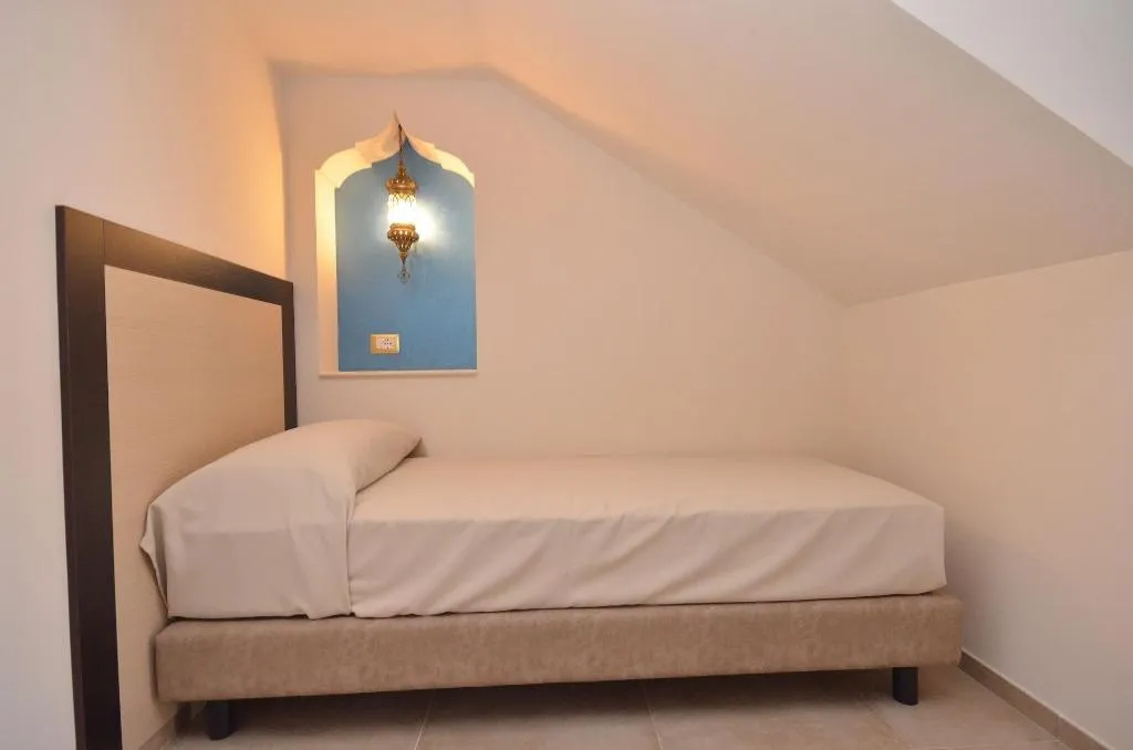 Room, RIAD - Comfort Rooms, Palermo