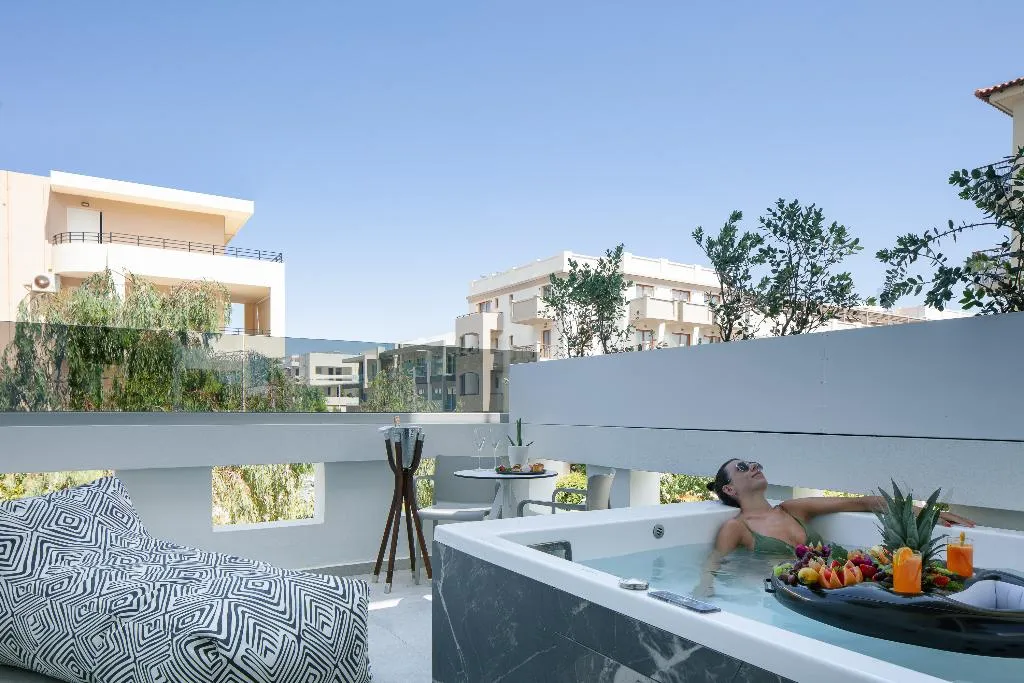 JUNIOR SUITE WITH JACUZZI Room, Atrium Ambiance Hotel, Crete