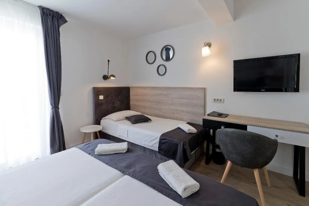 TRIPLE STANDARD Room, Perla, Dubrovnik