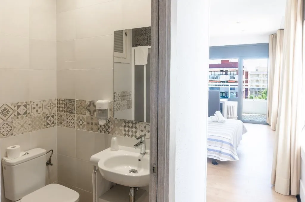 Double or Twin STANDARD Room, Planas, Costa Dorada
