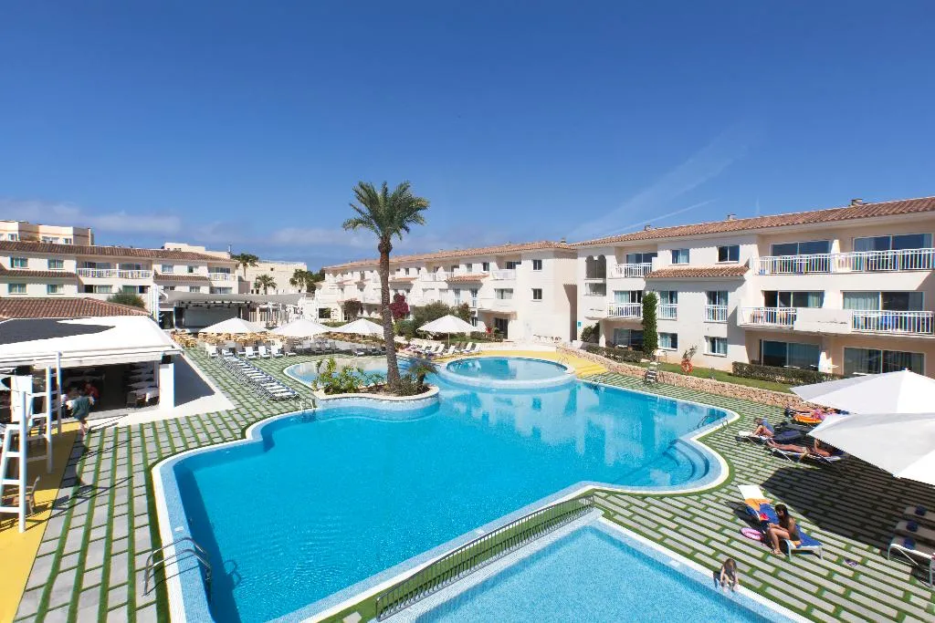Pool, Aparthotel Isla de Cabrera, Majorca