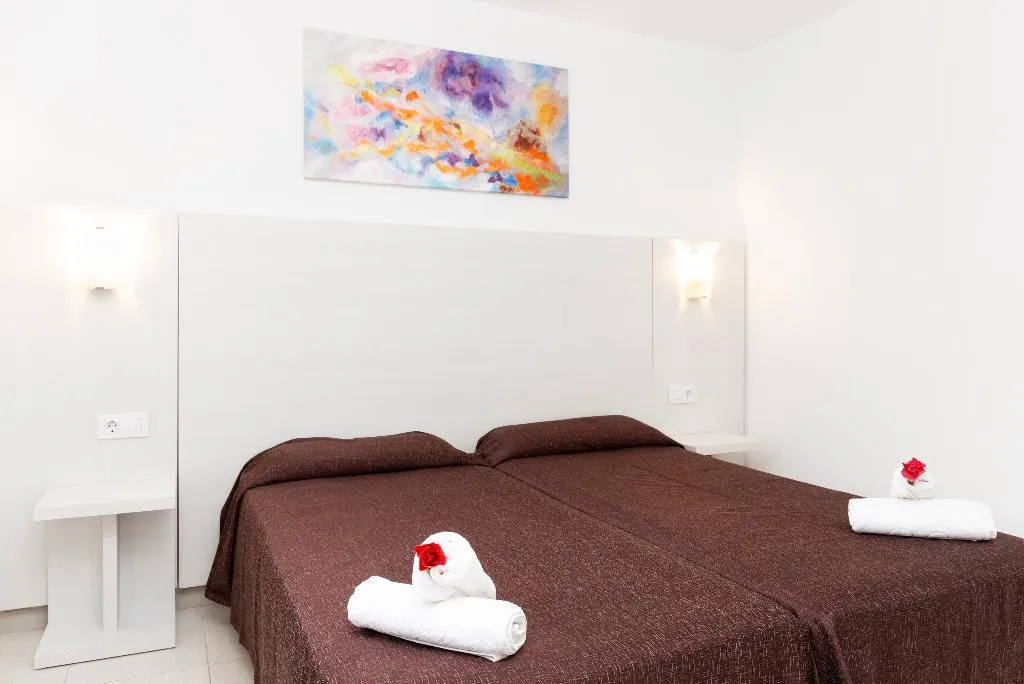 APARTMENT ONE BEDROOM Room, Alua Lago Park, Menorca