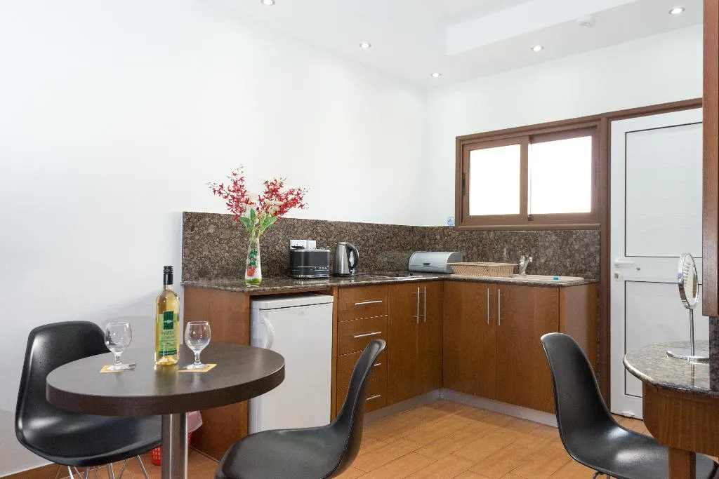 STUDIO DELUXE Room, Loutsiana Hotel & Apartments, Cyprus