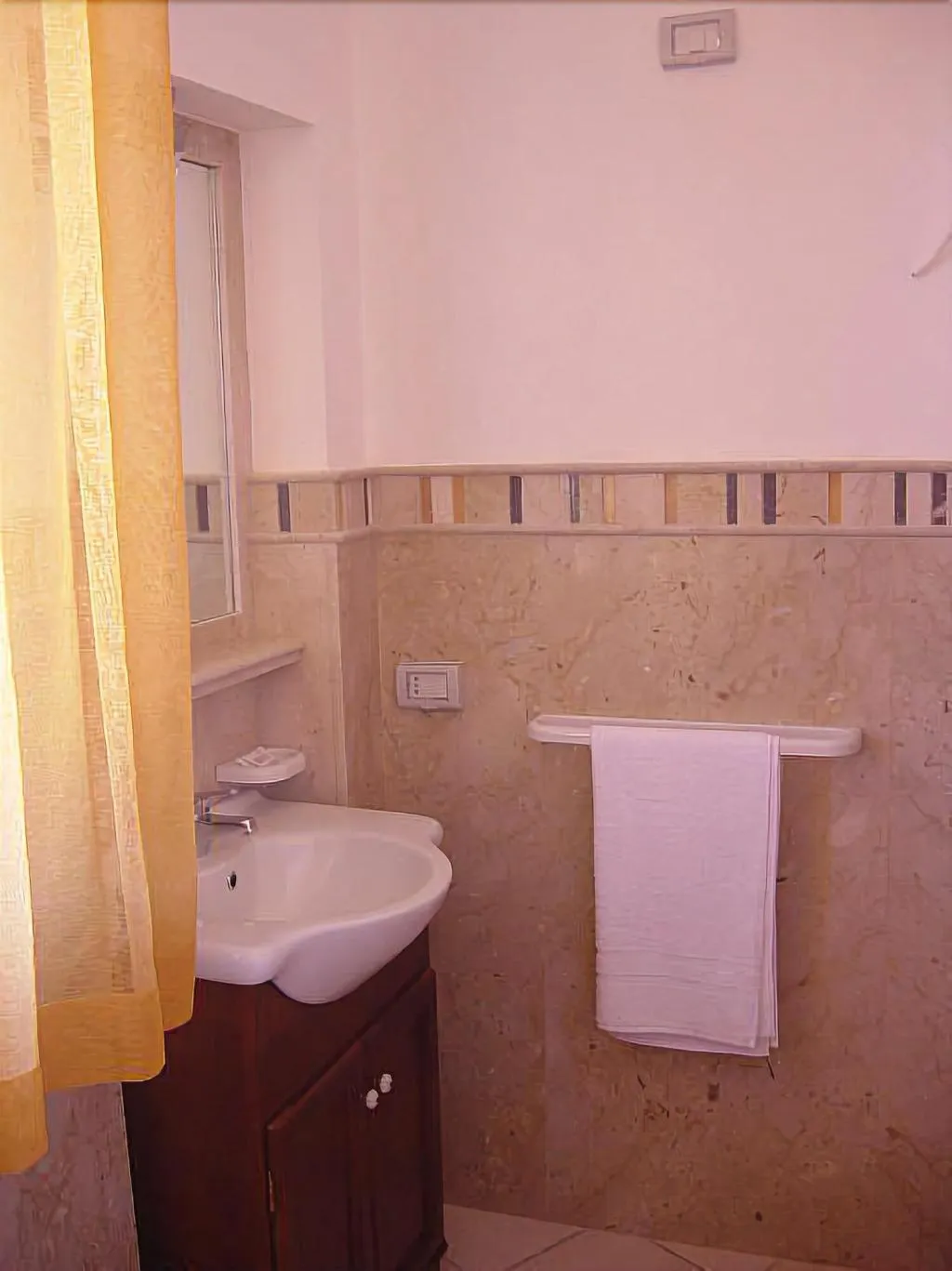 Room, A Giummara, Palermo
