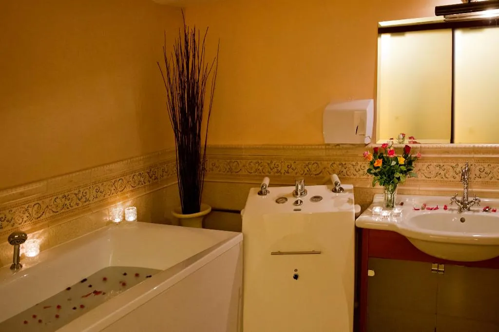Sports and Entertainment, Hotel Opera, Gdansk