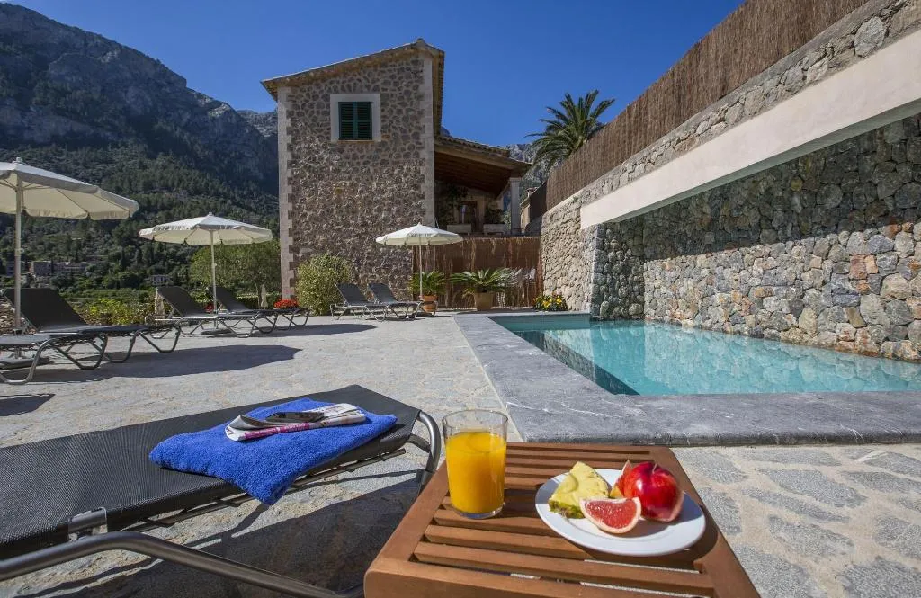 Sports and Entertainment, D'Es Puig, Majorca