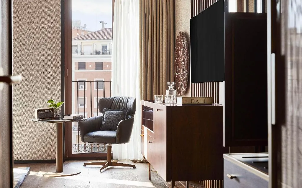 DOUBLE STANDARD Room, Thompson Madrid, part of Hyatt, Madrid