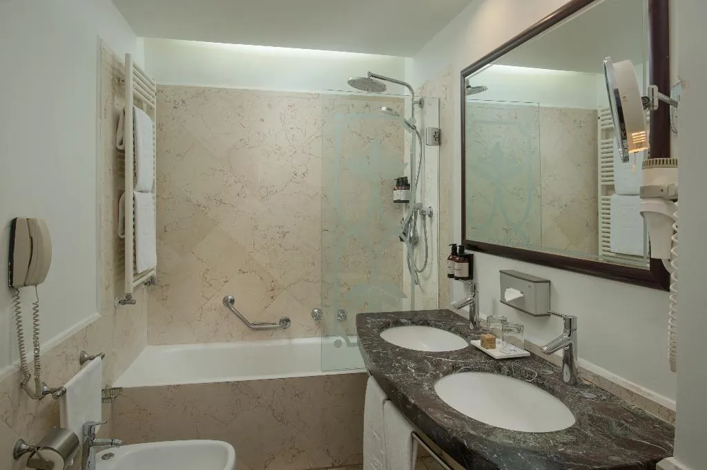 DOUBLE STANDARD Room, NH Palermo, Palermo