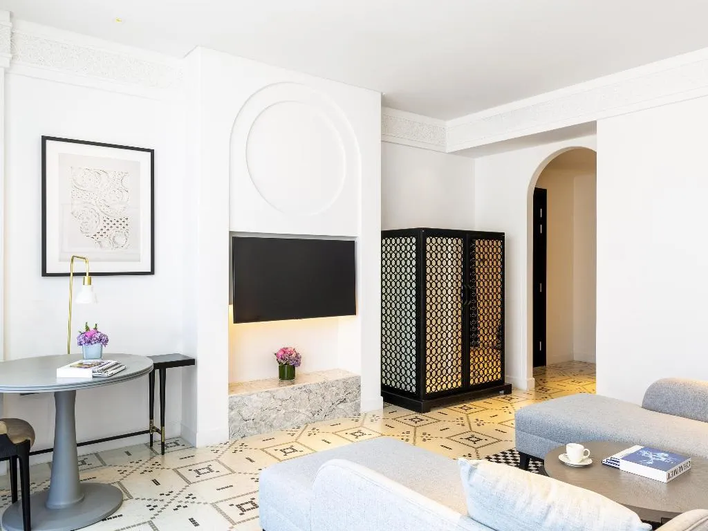JUNIOR SUITE KING SIZE BED Room, Fairmont Residences La Marina Rabat-Sale, Rabat