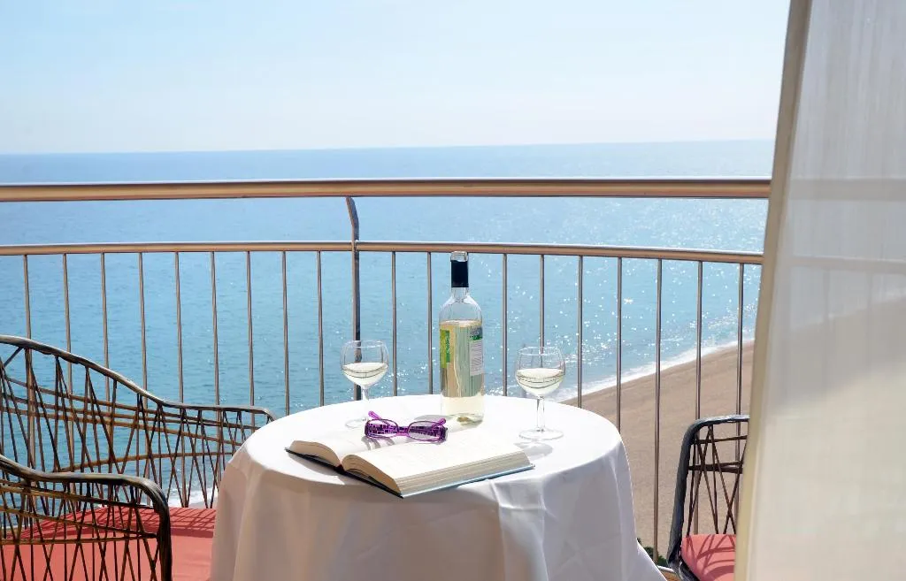 Room, Aromar, Costa Brava