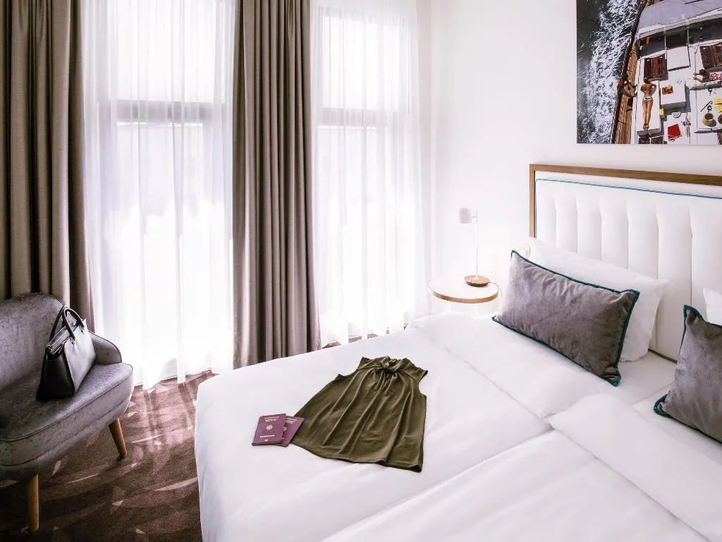 DOUBLE SUPERIOR WITH DOUBLE BED Room, Hotel Moa Berlin, Berlin