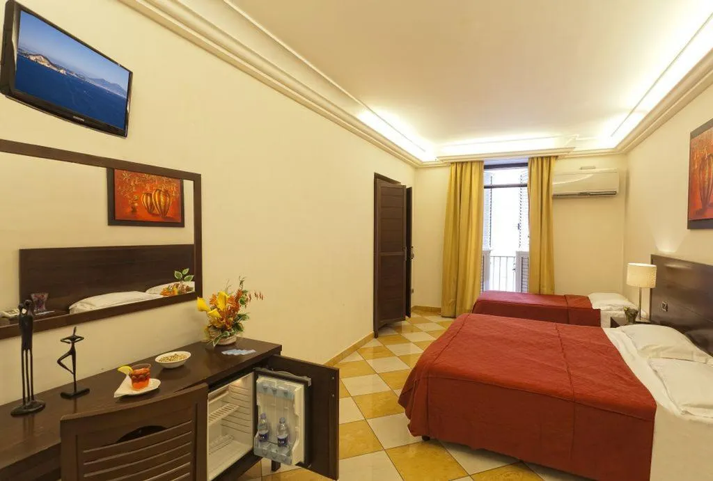 General view, Albergo del Golfo, Naples