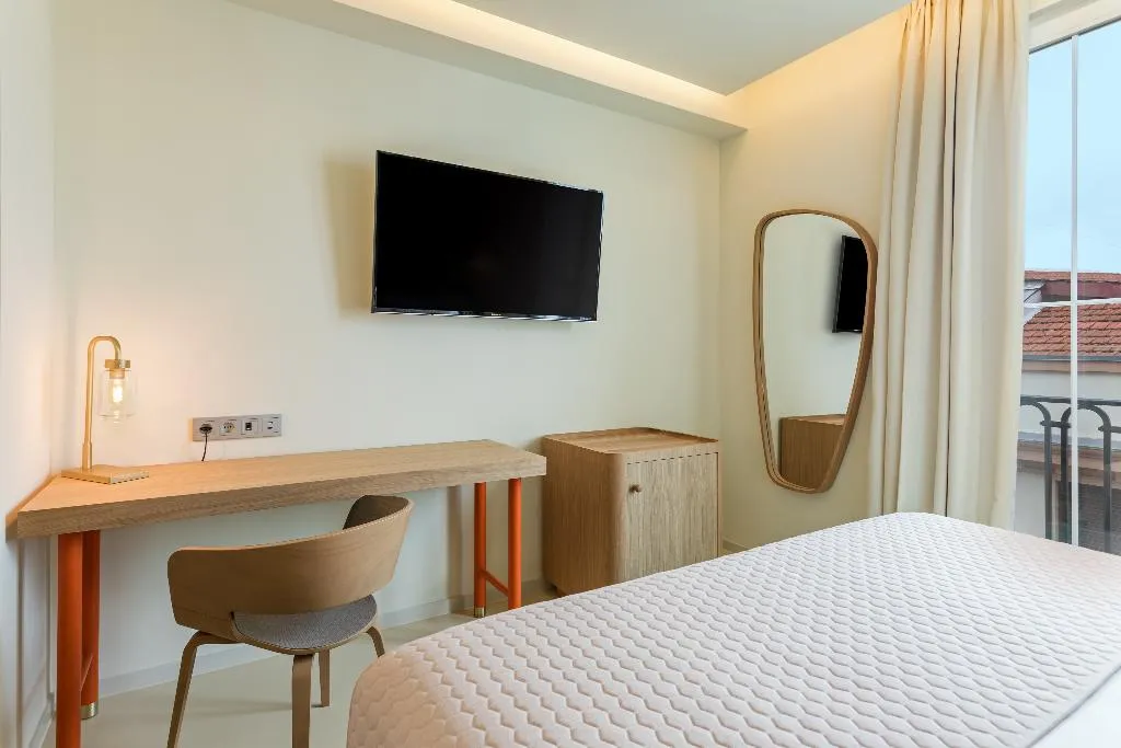 DOUBLE CITY VIEW Room, Room Mate Macarena, Madrid Gran Vía, Madrid