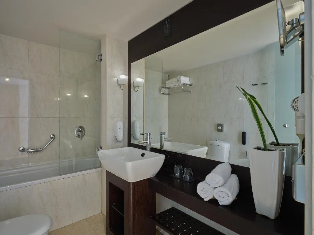 FAMILY ROOM STANDARD Room, Sitia Beach City Resort & Spa, Crete