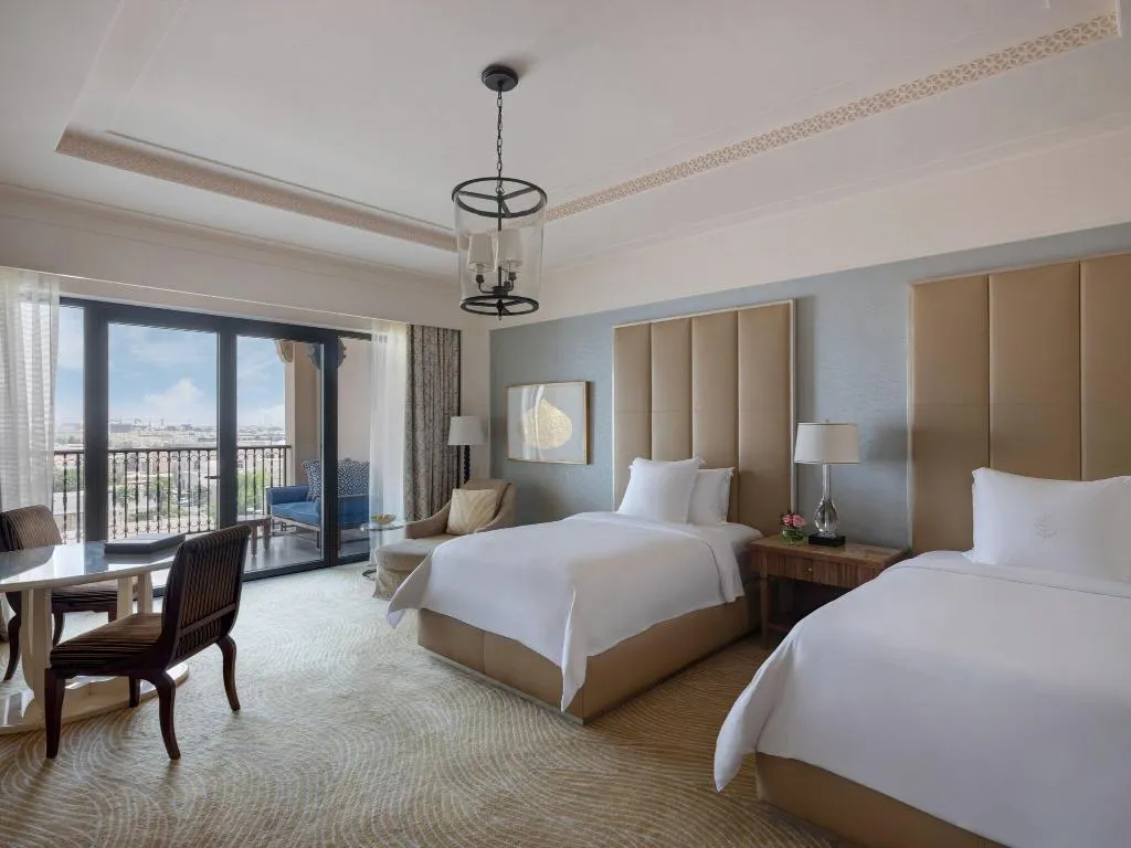 Room, Four Seasons Resort Dubai at Jumeirah Beach, Dubai