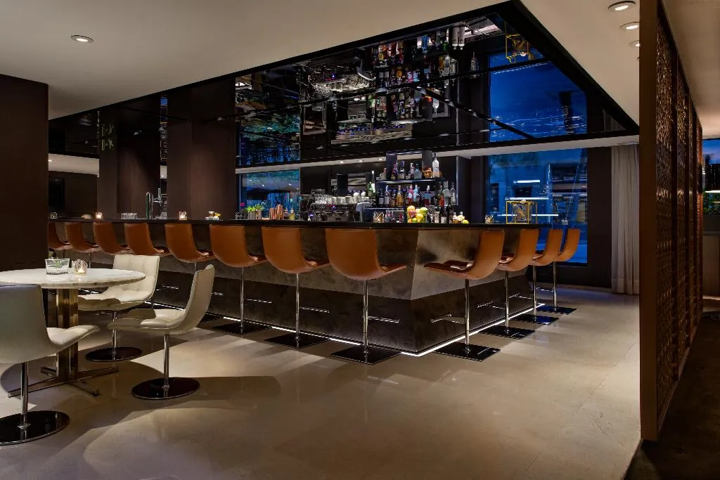 Bar, Renaissance Barcelona, Barcelona