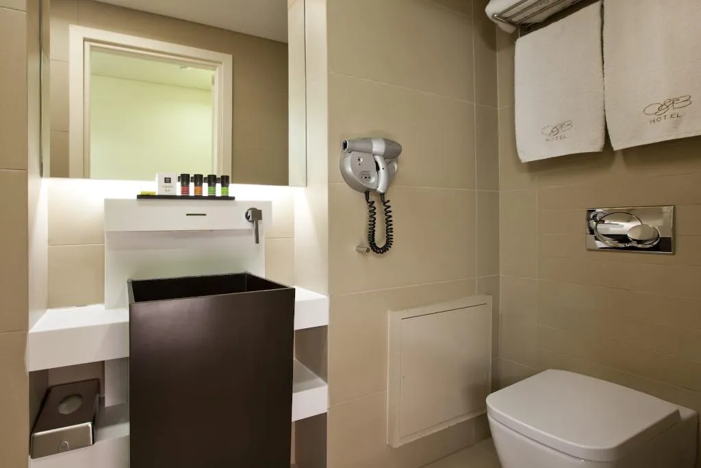 JUNIOR SUITE WITH VIEWS Room, O&B Athens Boutique Hotel, Athens