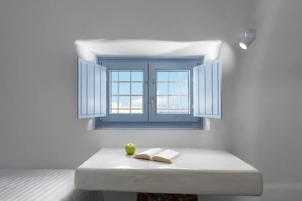 SUITE WITH JACUZZI Room, Sole D'Oro Luxury Suites, Santorini