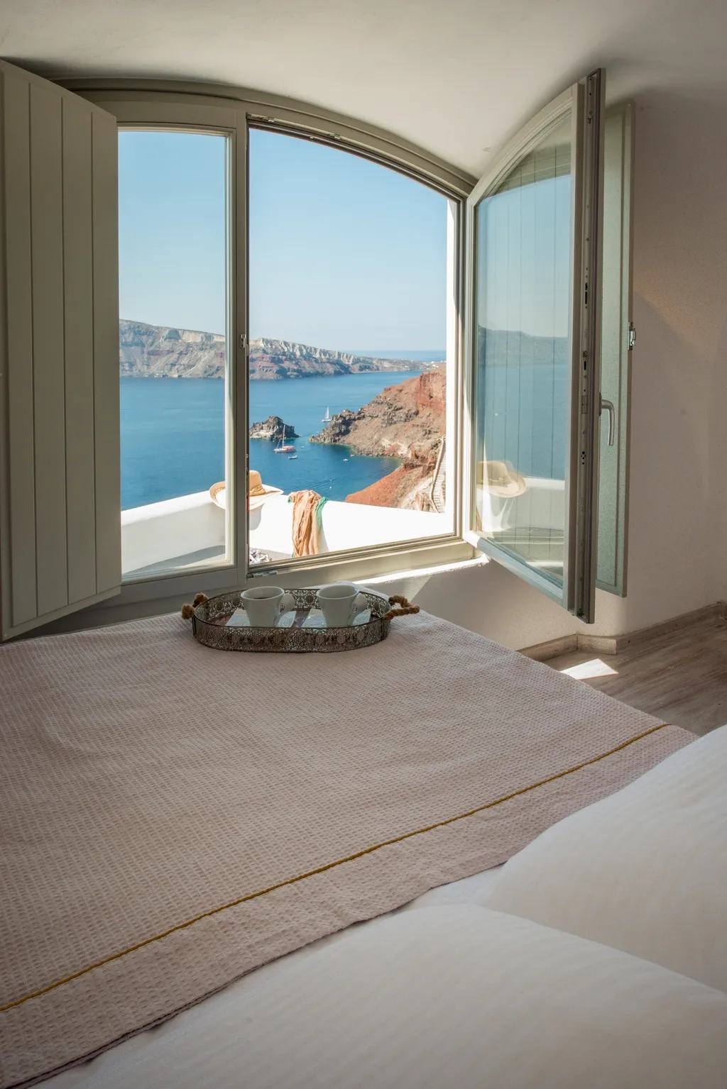 JUNIOR SUITE STANDARD Room, La Perla Villas and Suites, Santorini