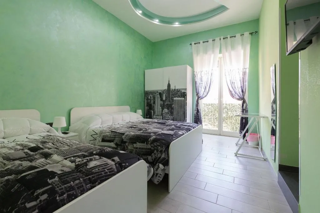 Room, B&B Phoenix, Naples