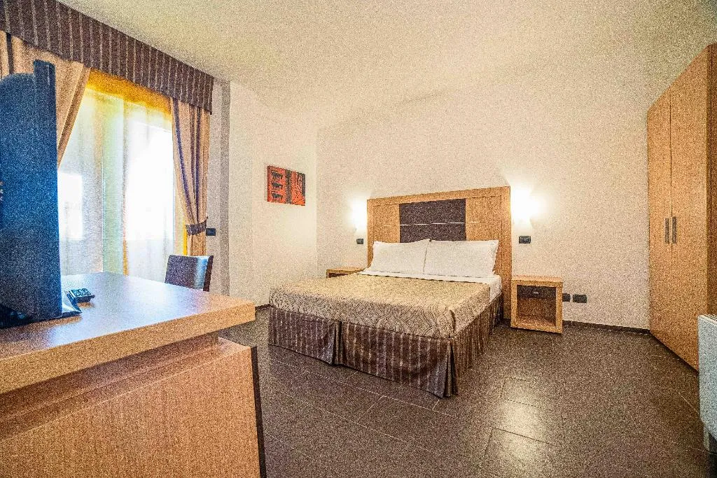 DOUBLE DELUXE Room, VOI Baia di Tindari Resort, Catania