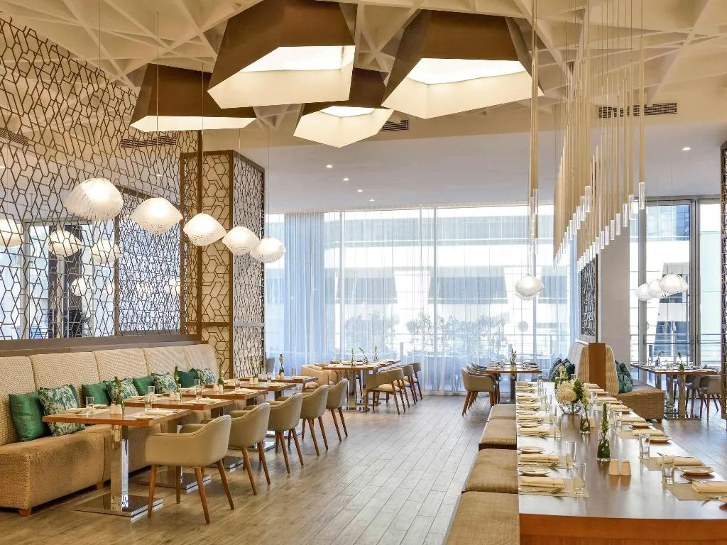 Restaurant, Grand Mercure Dubai City, Dubai