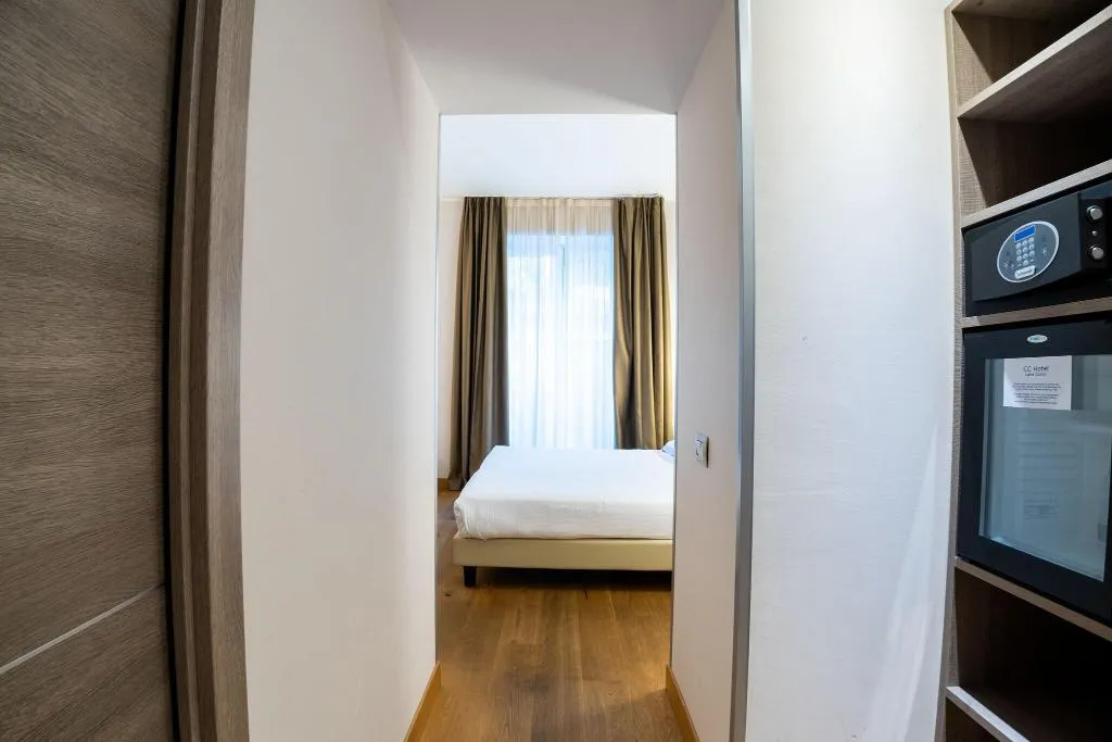 TRIPLE DELUXE Room, Albergo Centrale, Milan