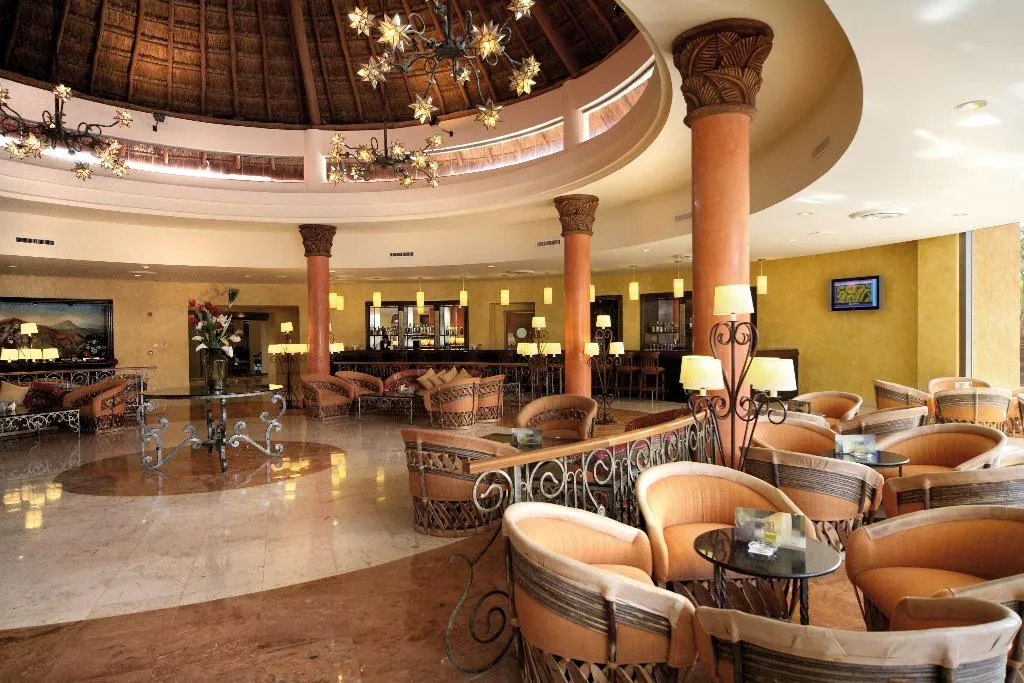 Bar, Barceló Maya Colonial, Cancun Area