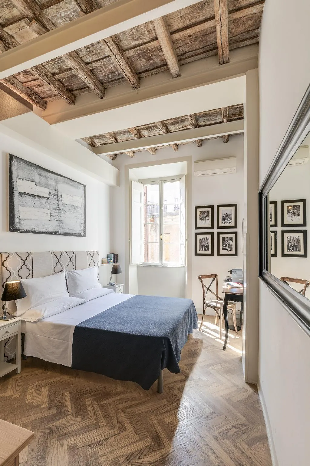 Room, The Blue Hostel, Naples