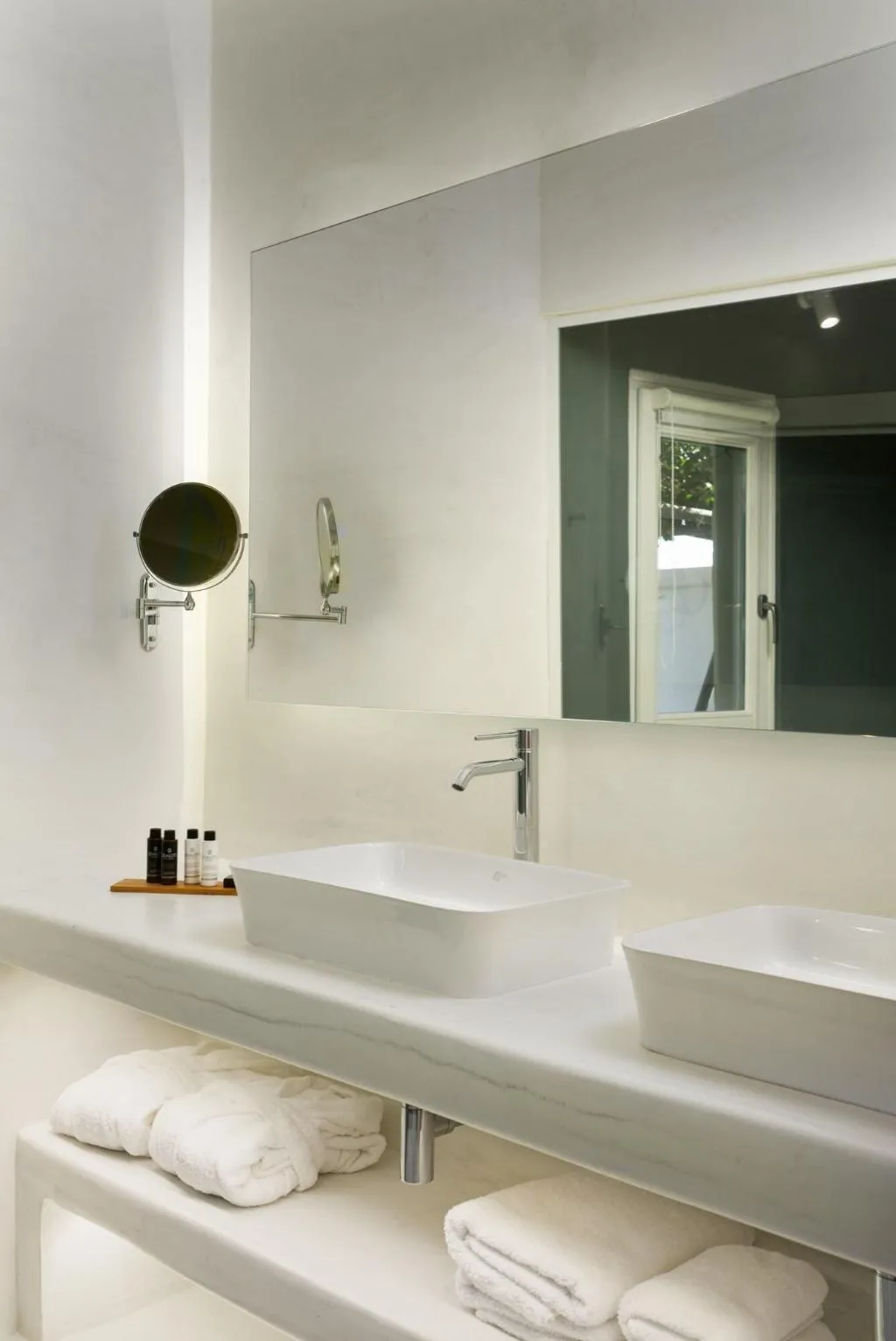Room, Edem Luxury Hotel, Santorini