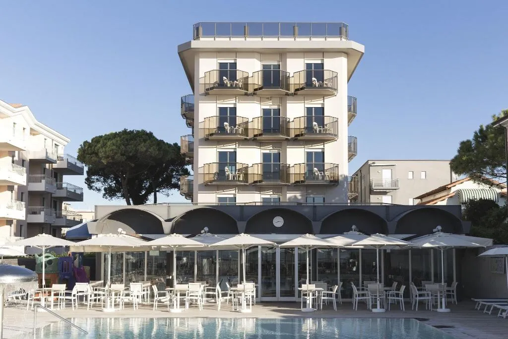 General view, Hotel Cambridge, Venice
