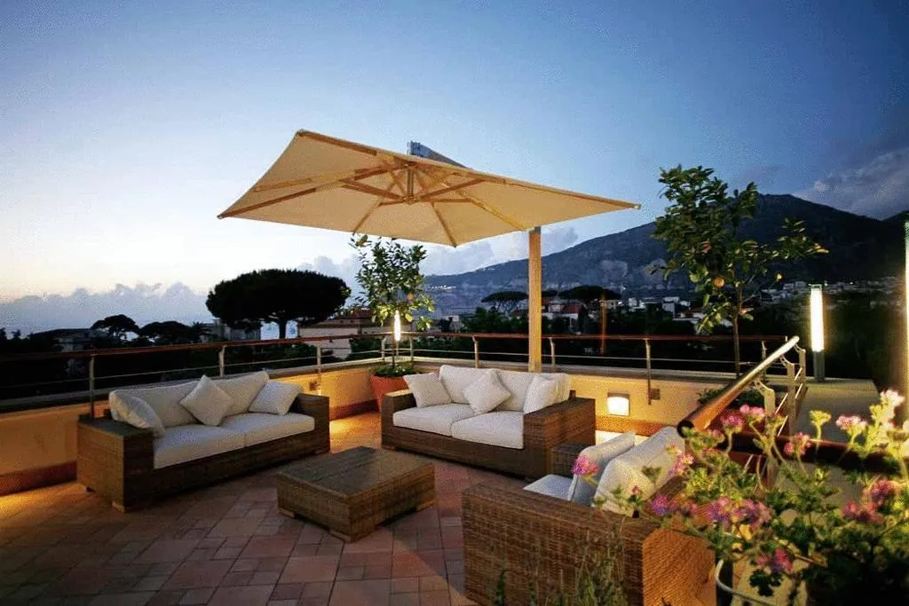 Terrace, Seven Hostel, Naples
