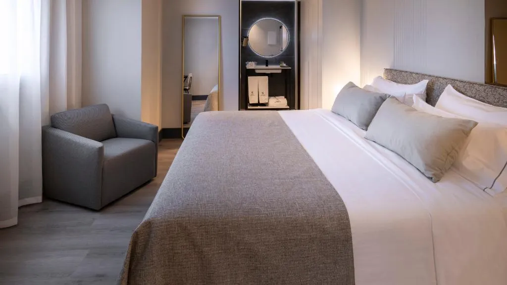 DOUBLE SINGLE USE COMFORT Room, Bel Air Hotel, Barcelona