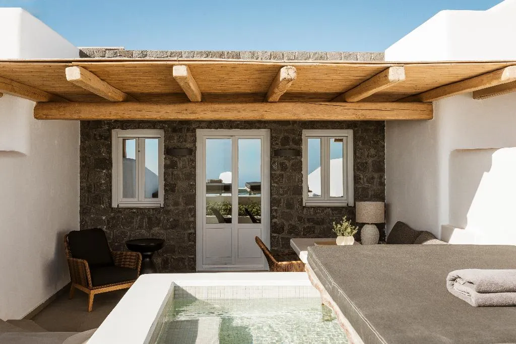 JUNIOR SUITE SEA VIEW Room, NERO Boutique Hotel, Santorini