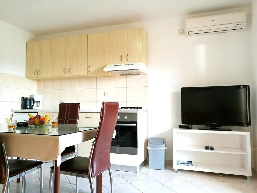 APARTMENT CAPACITY 3 Room, Apartments Jure, Split