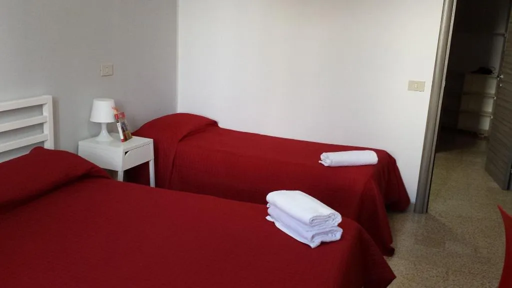 Room, Miss Sicily B&B, Palermo