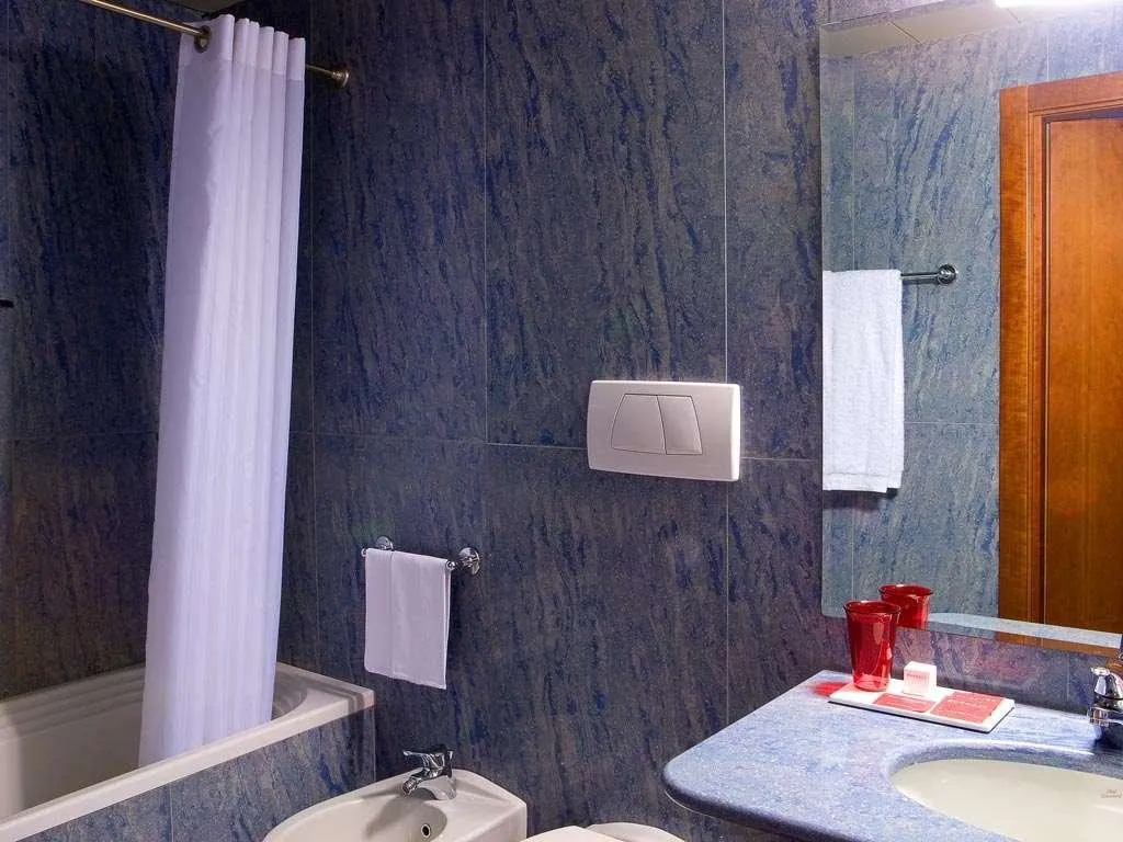 Room, Rosso23, Florence