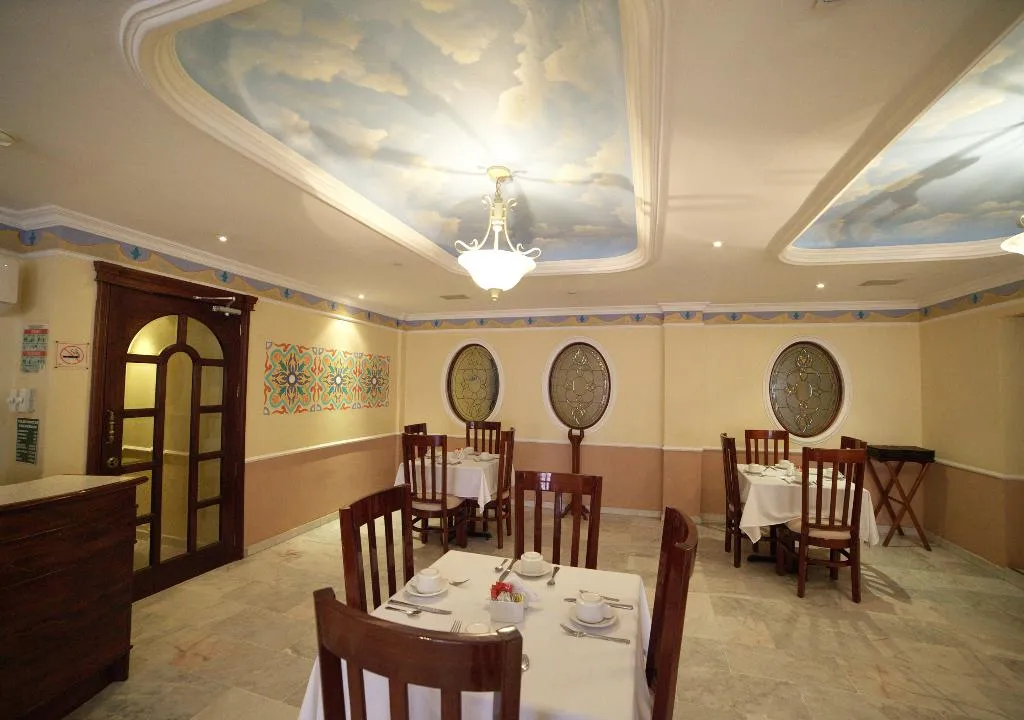 Restaurant, Hotel Francis Drake, Cancun Area