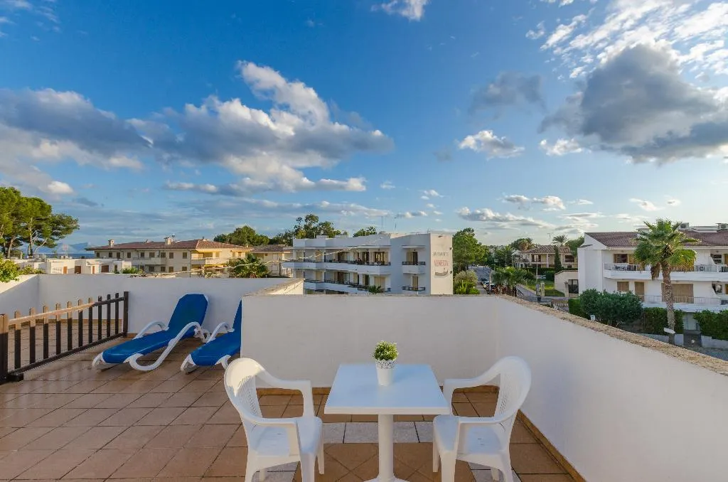 STUDIO STANDARD Room, Yourhouse Venecia, Majorca