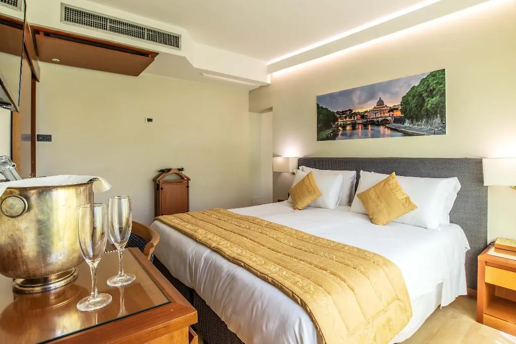 Double or Twin STANDARD Room, La Giocca Hotel, Rome