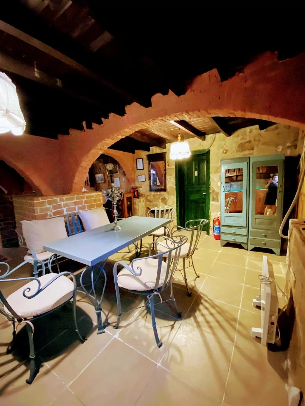 FAMILY ROOM TWO BEDROOMS TWO BATHROOMS Room, Cunda Zehra Teyzenin Evi, Izmir