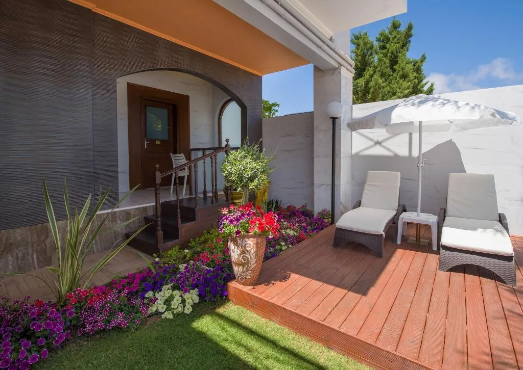Terrace, Paradice Hotel Luxury Suites, Crete