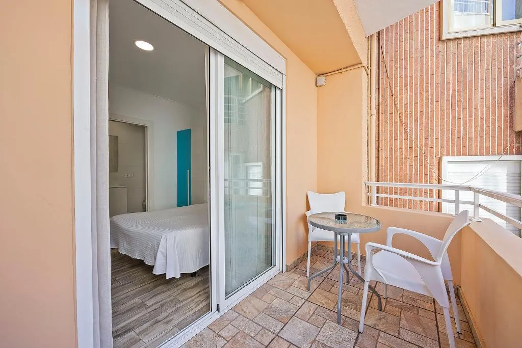 APARTMENT DELUXE TWO BEDROOM Room, Apartamentos Chorrol, Costa Blanca