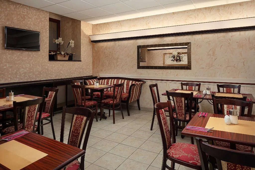 Restaurant, Alqush Hotel Downtown, Prague