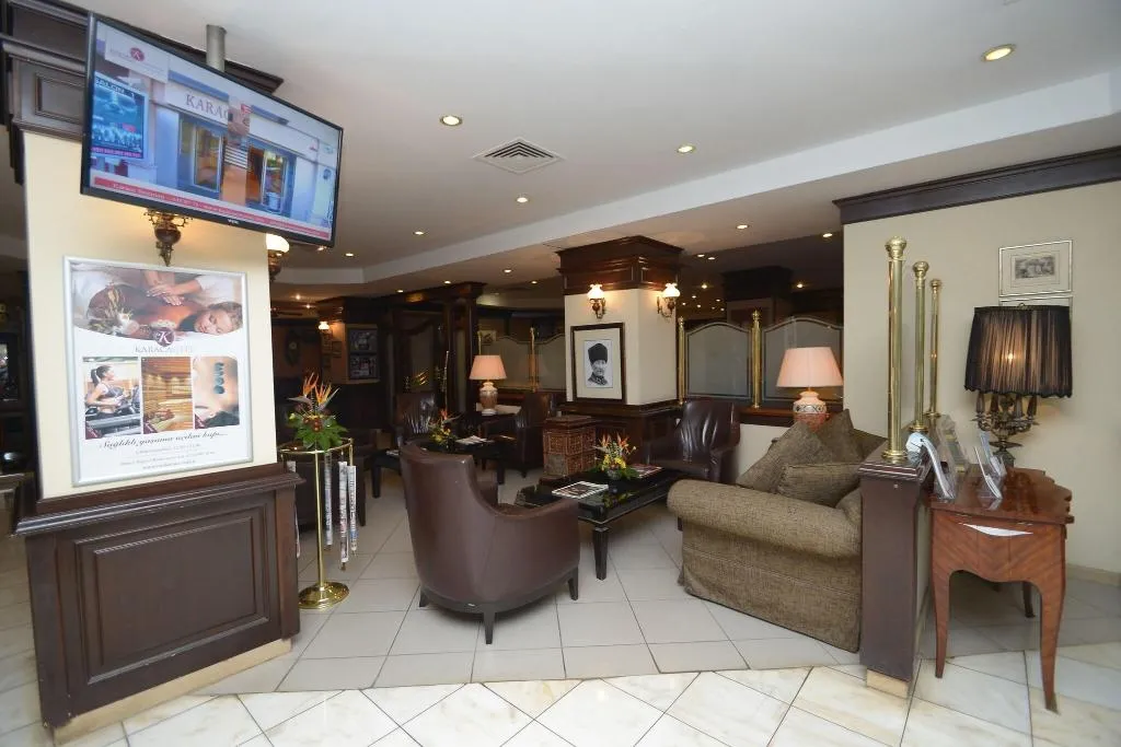 Lobby, Karaca, Izmir