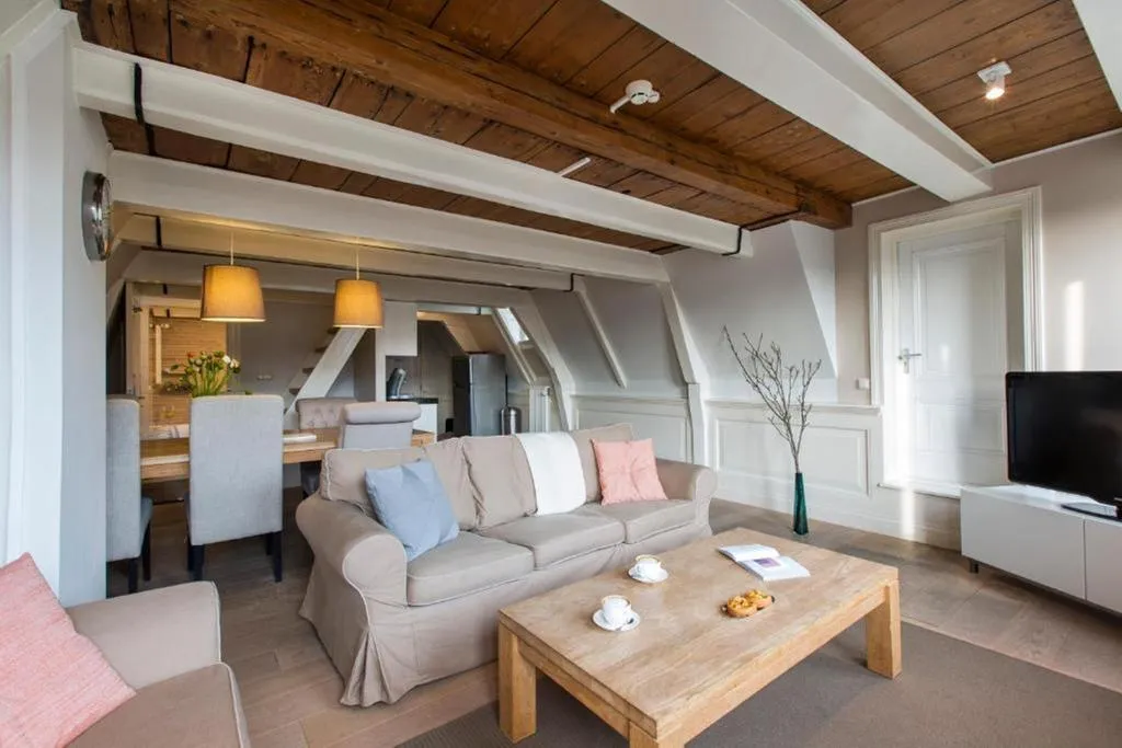APARTMENT CANAL VIEW Room, Grand Canal Boutique Hotels, Amsterdam