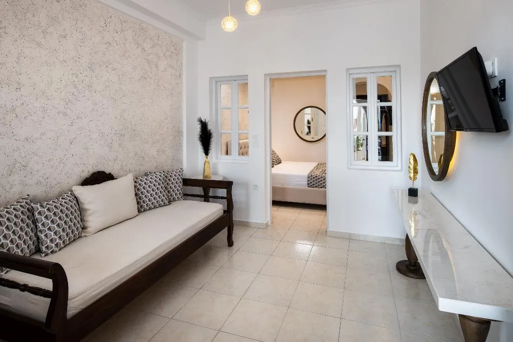 FAMILY ROOM STANDARD Room, Astir Thira Hotel, Santorini