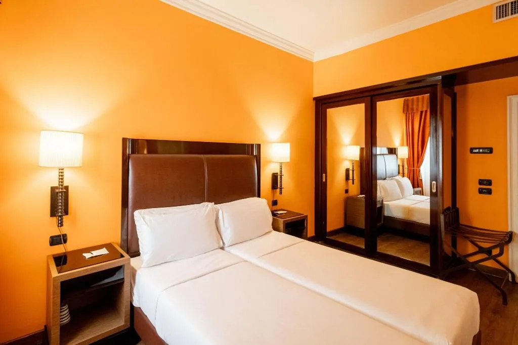DOUBLE CLASSIC QUEEN BED Room, ALLEGROITALIA San Gallo Firenze, Florence