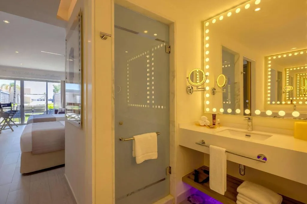 Room, Planet Hollywood Adult Scene - All-Inclusive Resor, Cancun Area